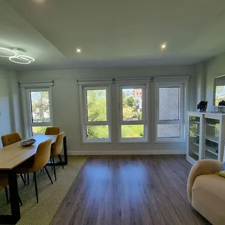 Vibescoruna- Santa Gema Apartment